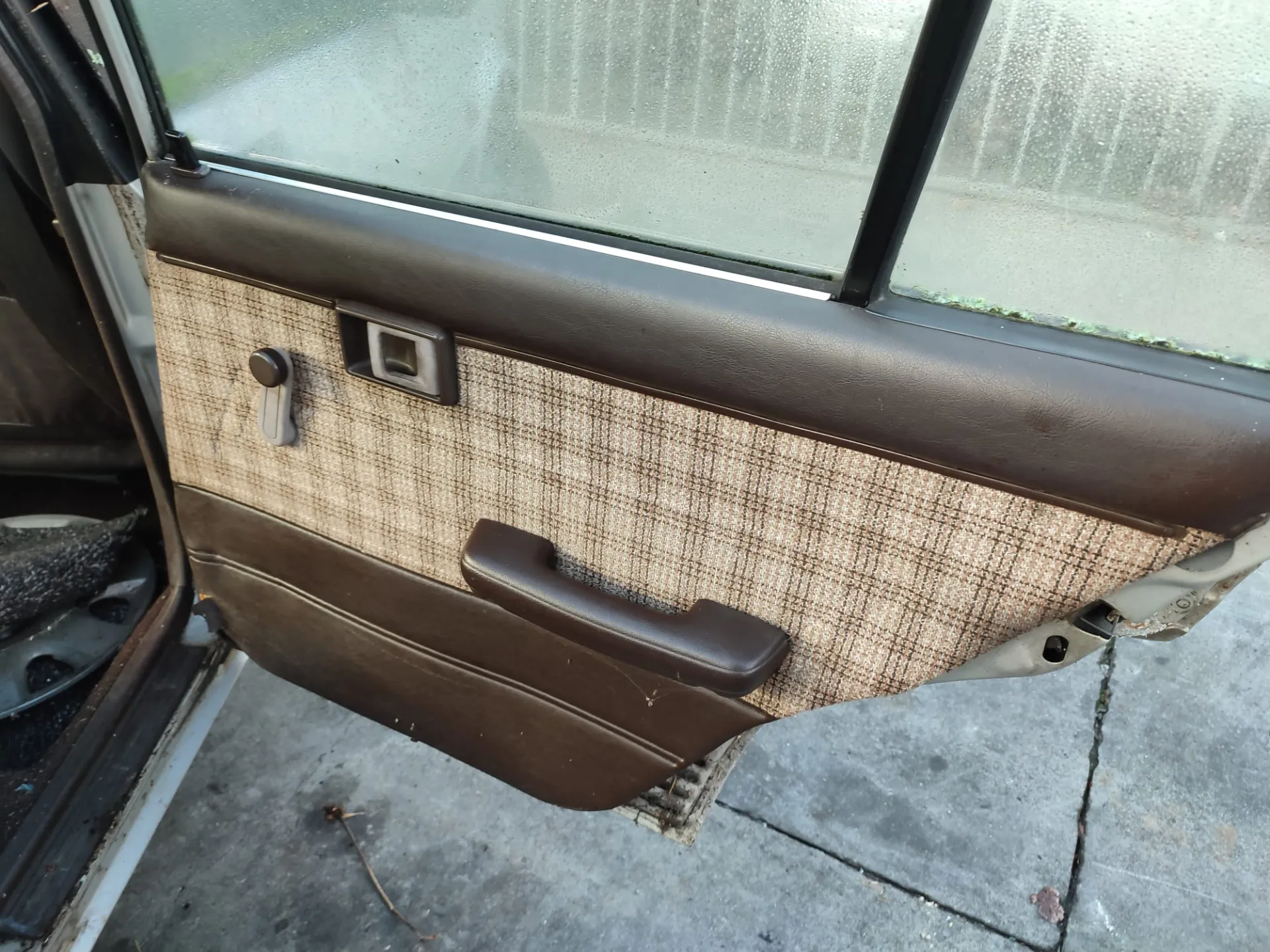 Corolla Sedan  TOYOTA Corolla Sedan (_E18_, ZRE17_) Imagem-15